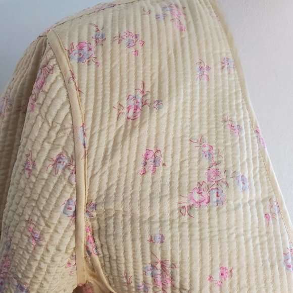 Womens Sz‎ Medium 8 Yellow Floral Quilted Jacket Thin Reversible Open Front - Picture 8 of 10